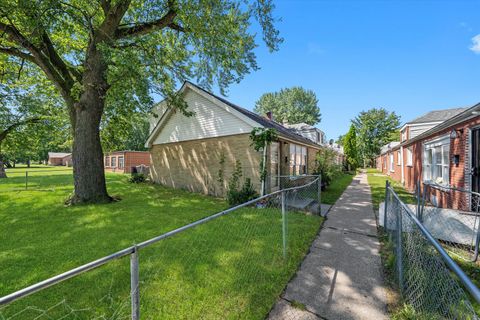 Tiny photo for 14732 Turner Avenue #D, Midlothian, IL 60445 (MLS # 12460513)