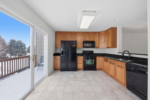 Tiny photo for 887 Emerald Drive, Pingree Grove, IL 60140 (MLS # 12534117)