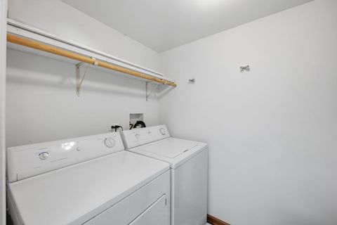 Tiny photo for 887 Emerald Drive, Pingree Grove, IL 60140 (MLS # 12534117)