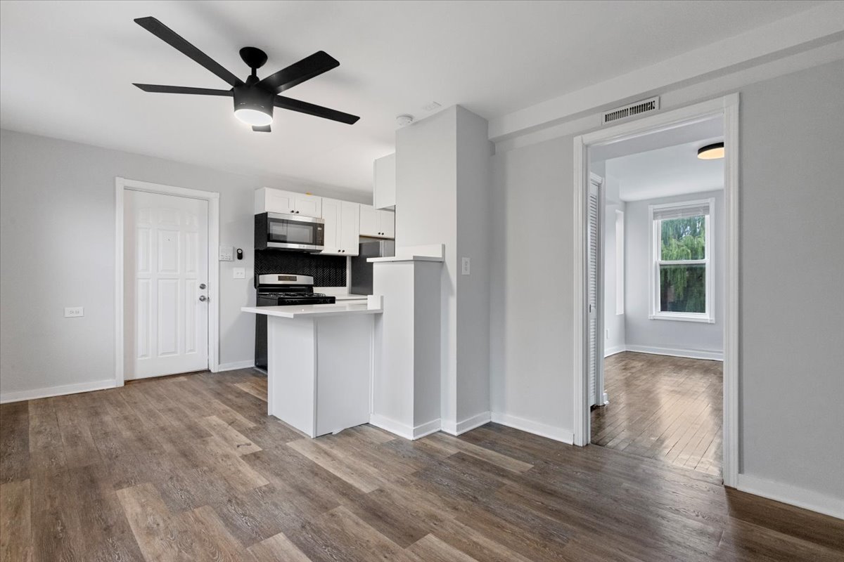 1849 W Augusta Boulevard 3