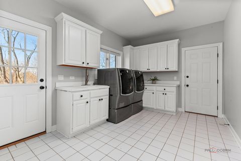 Tiny photo for 13 Kensington Drive, North Barrington, IL 60010 (MLS # 12643519)