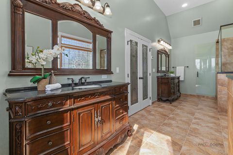 Tiny photo for 13 Kensington Drive, North Barrington, IL 60010 (MLS # 12643519)