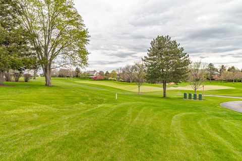 Tiny photo for 13 Kensington Drive, North Barrington, IL 60010 (MLS # 12643519)