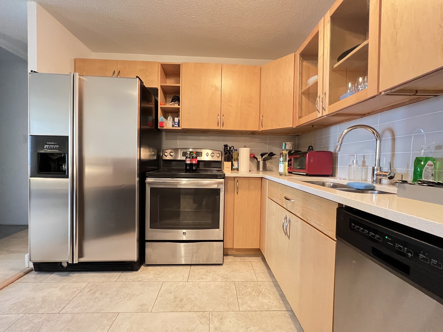 1340 N Dearborn Street 7A