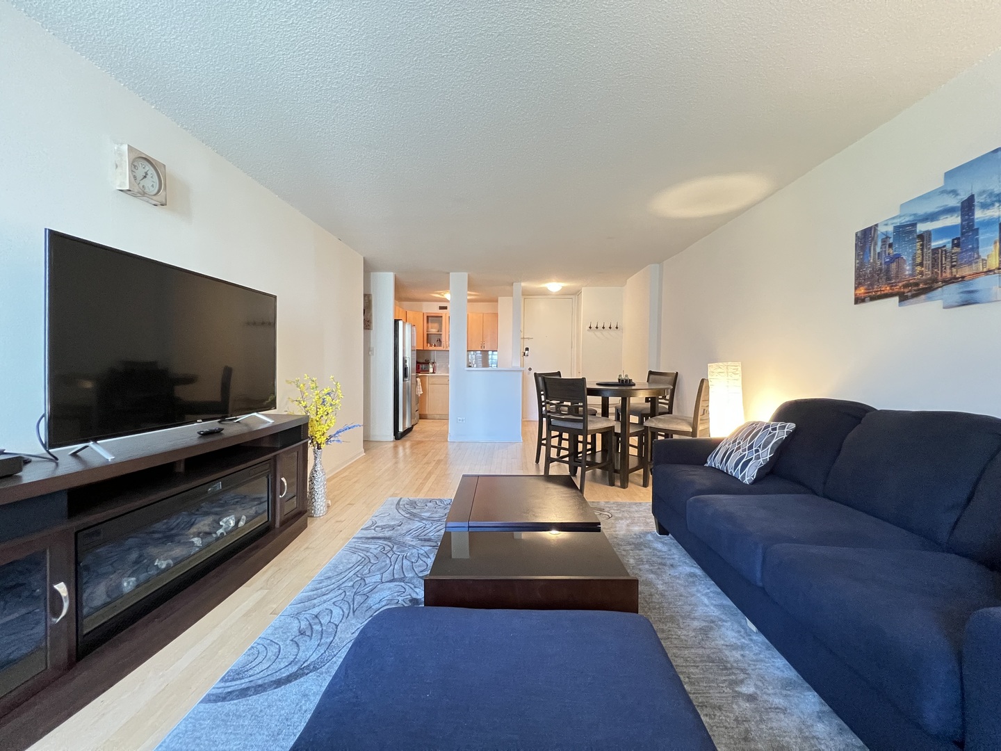 1340 N Dearborn Street 7A