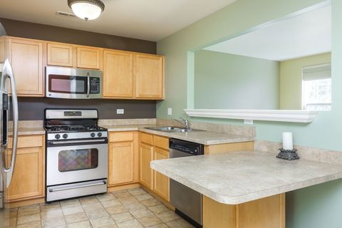 Tiny photo for 675 Serendipity Drive, Aurora, IL 60504 (MLS # 12442036)