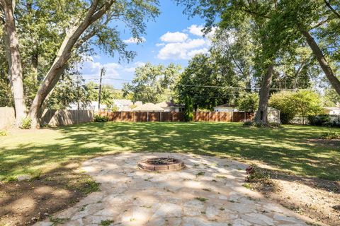 Tiny photo for 28w556 Forestview Avenue, Warrenville, IL 60555 (MLS # 12481737)