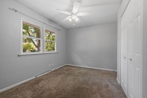 Tiny photo for 28w556 Forestview Avenue, Warrenville, IL 60555 (MLS # 12481737)