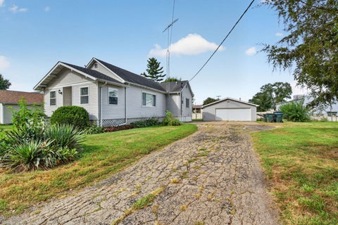 Tiny photo for 40 S Marguerite Street, Coal City, IL 60416 (MLS # 12754775)
