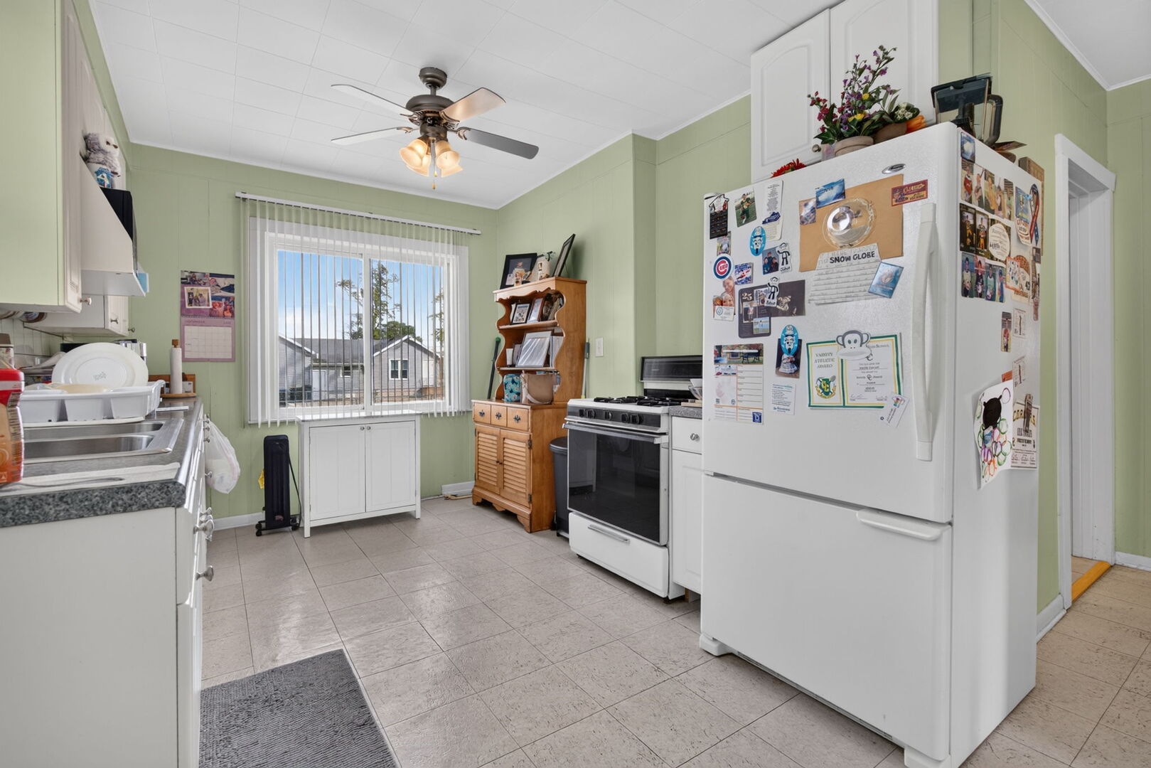 40 S Marguerite Street
