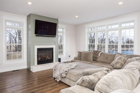 Tiny photo for 1651 N 2800 East Road, Leroy, IL 61752 (MLS # 12574413)