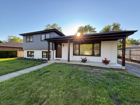 Photo of 15848 Wabash Avenue, South Holland, IL 60473 (MLS # 12744092)