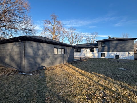 Tiny photo for 15848 Wabash Avenue, South Holland, IL 60473 (MLS # 12744092)