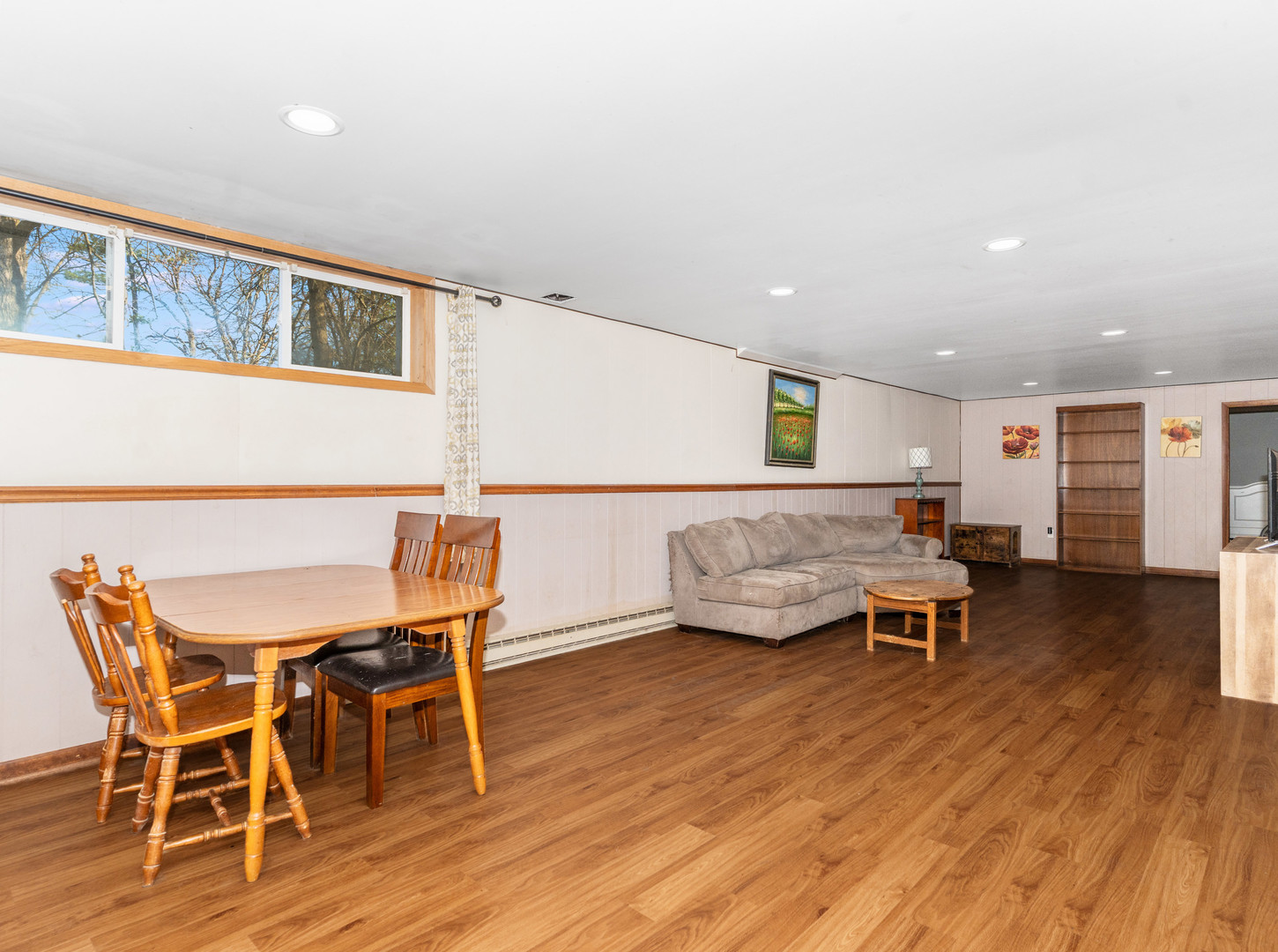 109 E Oak Knoll Drive