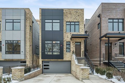 4456 N Greenview Avenue Chicago IL 60640