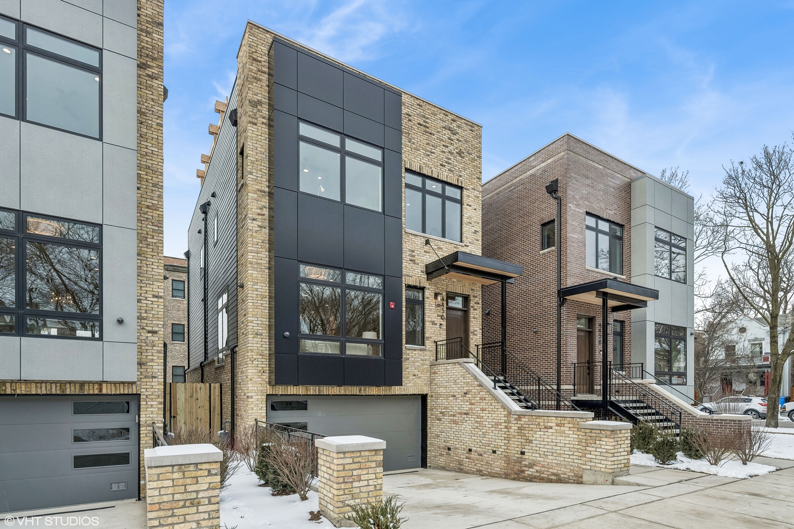 4456 N Greenview Avenue