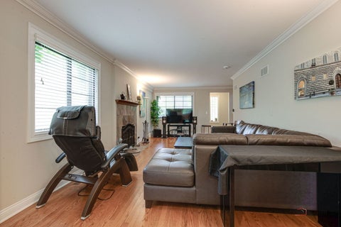 Tiny photo for 1741 Beverly Place, Highland Park, IL 60035 (MLS # 12651290)