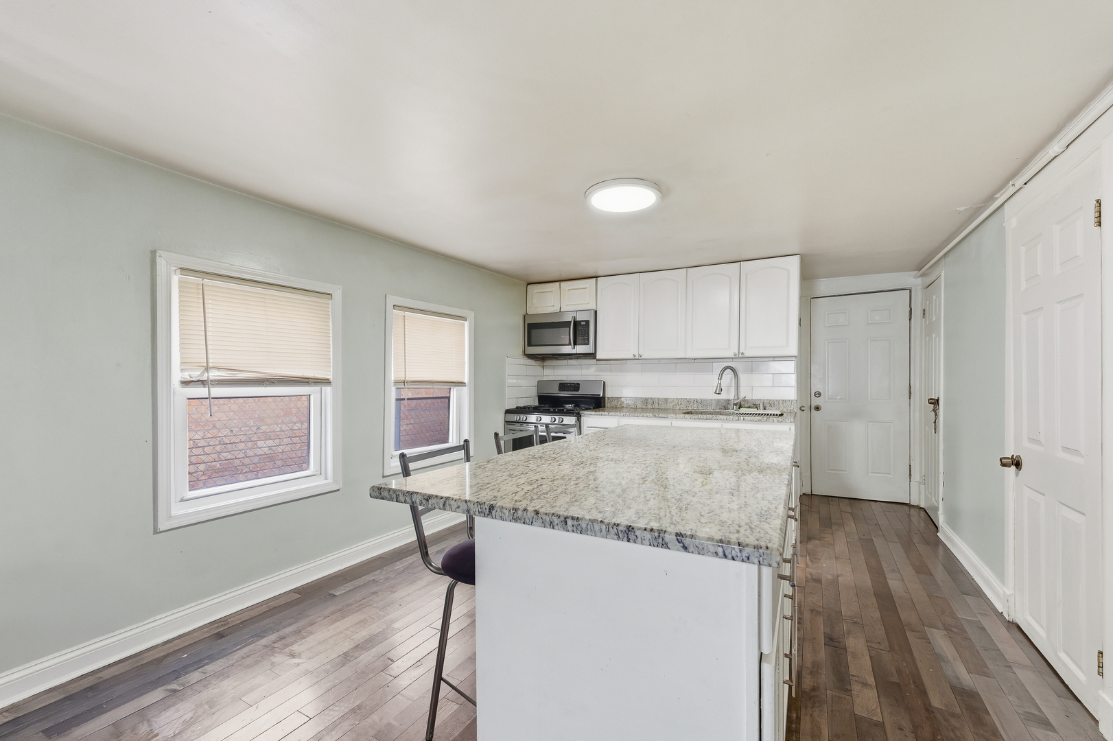 4026 N Kimball Avenue