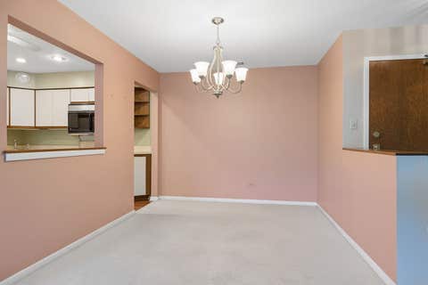 Tiny photo for 7510 Farmingdale Drive #304, Darien, IL 60561 (MLS # 12657303)
