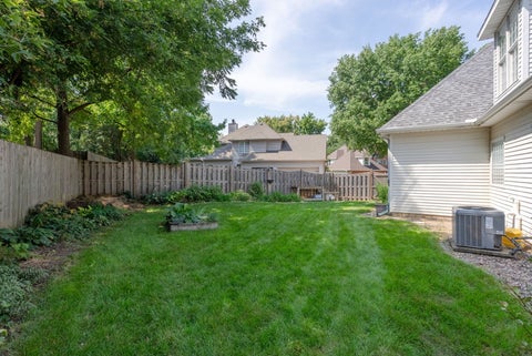 Tiny photo for 1385 Old Freeport Place, Bettendorf, IA 52722 (MLS # 12748431)