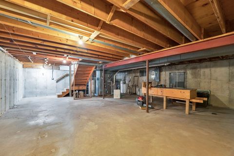 Tiny photo for 8 Heaton Court, Sugar Grove, IL 60554 (MLS # 12598226)