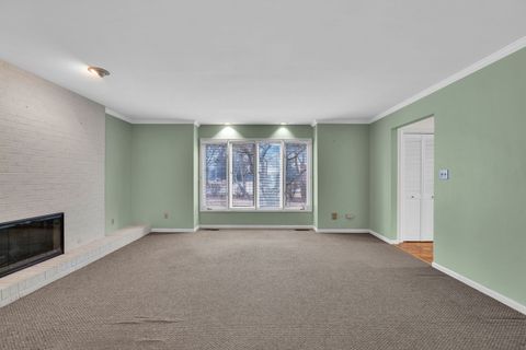 Tiny photo for 8 Heaton Court, Sugar Grove, IL 60554 (MLS # 12598226)