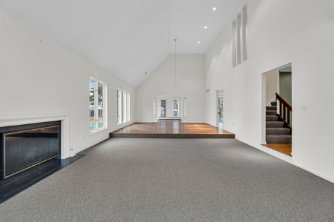 Tiny photo for 8 Heaton Court, Sugar Grove, IL 60554 (MLS # 12598226)