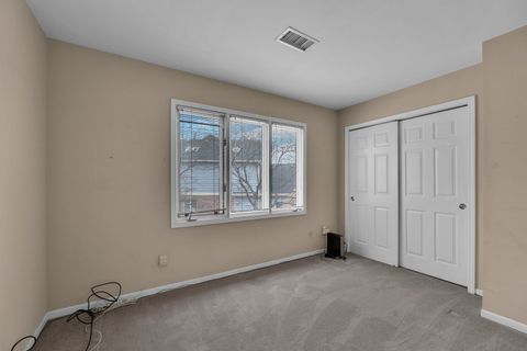 Tiny photo for 8 Heaton Court, Sugar Grove, IL 60554 (MLS # 12598226)