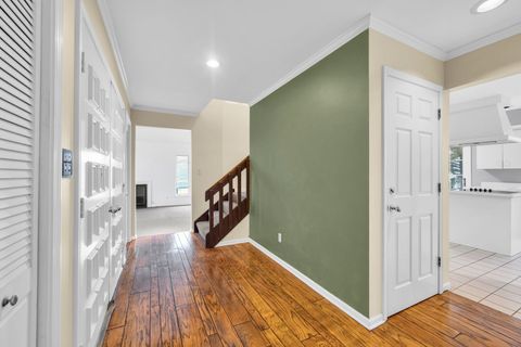 Tiny photo for 8 Heaton Court, Sugar Grove, IL 60554 (MLS # 12598226)