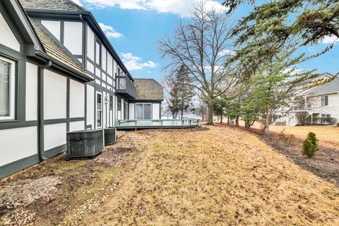 Tiny photo for 8 Heaton Court, Sugar Grove, IL 60554 (MLS # 12598226)