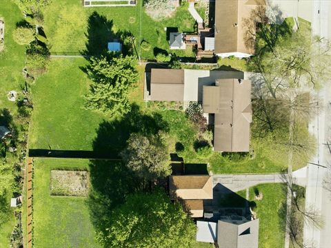 Tiny photo for 208 E Lincoln Street, Normal, IL 61761 (MLS # 12621399)