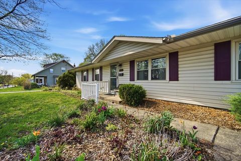 Tiny photo for 208 E Lincoln Street, Normal, IL 61761 (MLS # 12621399)