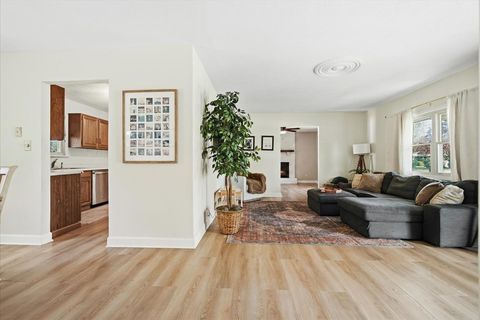 Tiny photo for 208 E Lincoln Street, Normal, IL 61761 (MLS # 12621399)