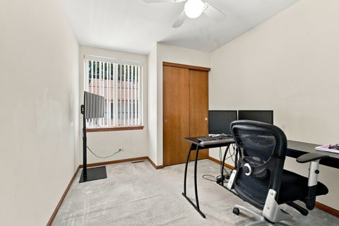 Tiny photo for 280 W Treehouse Lane, Round Lake, IL 60073 (MLS # 12773838)