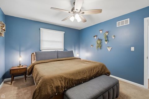 Tiny photo for 1978 N Fork Circle, Elgin, IL 60123 (MLS # 12697610)