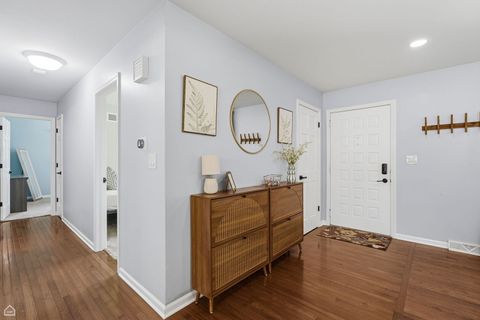 Tiny photo for 1978 N Fork Circle, Elgin, IL 60123 (MLS # 12697610)