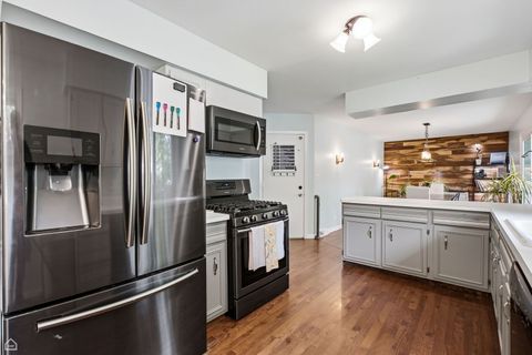 Tiny photo for 1978 N Fork Circle, Elgin, IL 60123 (MLS # 12697610)