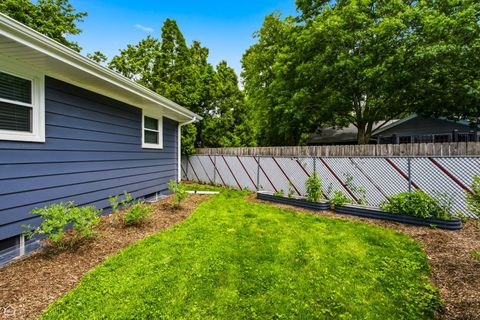 Tiny photo for 1978 N Fork Circle, Elgin, IL 60123 (MLS # 12697610)