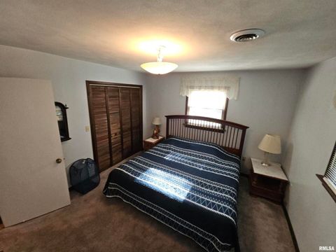 Tiny photo for 9758 E Richview Road, Mt Vernon, IL 62864 (MLS # 12629127)