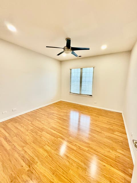 Tiny photo for 30 Beaconsfield Court #30, Lincolnshire, IL 60069 (MLS # 12674908)