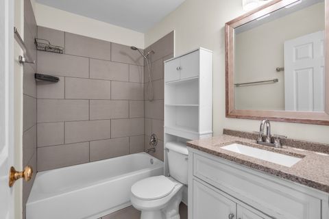 Tiny photo for 229 W Court Of Shorewood #3B, Vernon Hills, IL 60061 (MLS # 12489944)