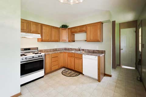 Tiny photo for 18559 W Karen Lane, Gurnee, IL 60031 (MLS # 12736358)