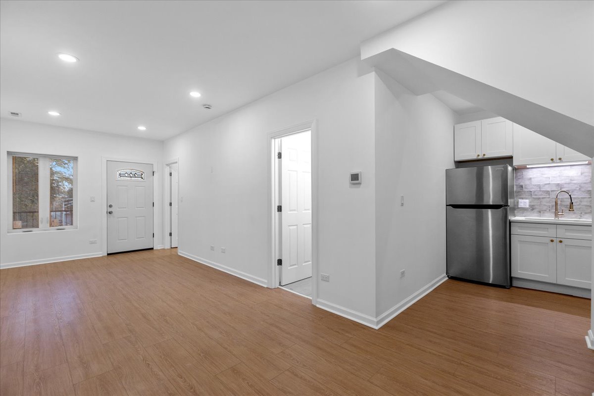 1313 W Chicago Avenue 3F