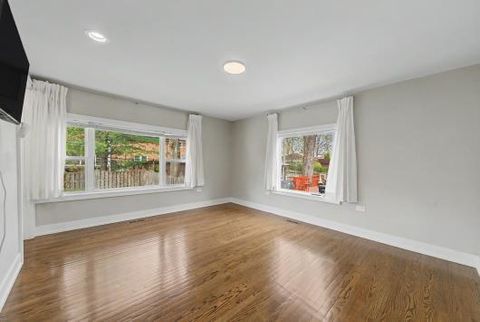 Tiny photo for 9818 S Leavitt Street, Chicago, IL 60643 (MLS # 12614080)