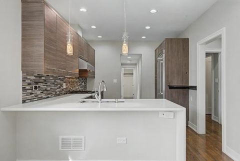 Tiny photo for 9818 S Leavitt Street, Chicago, IL 60643 (MLS # 12614080)