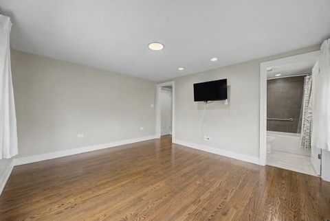 Tiny photo for 9818 S Leavitt Street, Chicago, IL 60643 (MLS # 12614080)