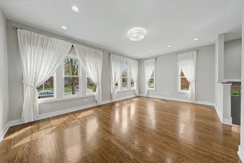 Tiny photo for 9818 S Leavitt Street, Chicago, IL 60643 (MLS # 12614080)