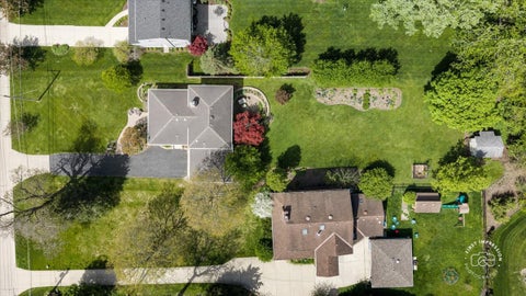 Tiny photo for 1419 E Forest Avenue, Wheaton, IL 60187 (MLS # 12654101)