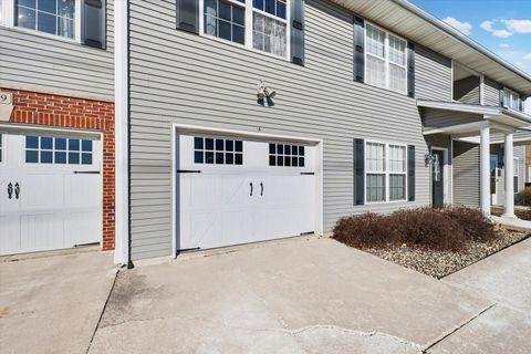 Tiny photo for 102 Essex Lane #10, Savoy, IL 61874 (MLS # 12550565)