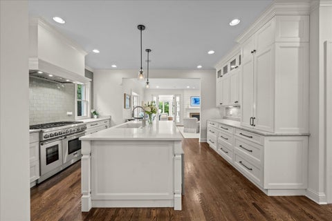 Tiny photo for 431 Sheridan Road, Kenilworth, IL 60043 (MLS # 12761352)